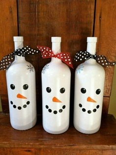 Painted Wine Bottles: The Perfect DIY Holiday Centerpiece