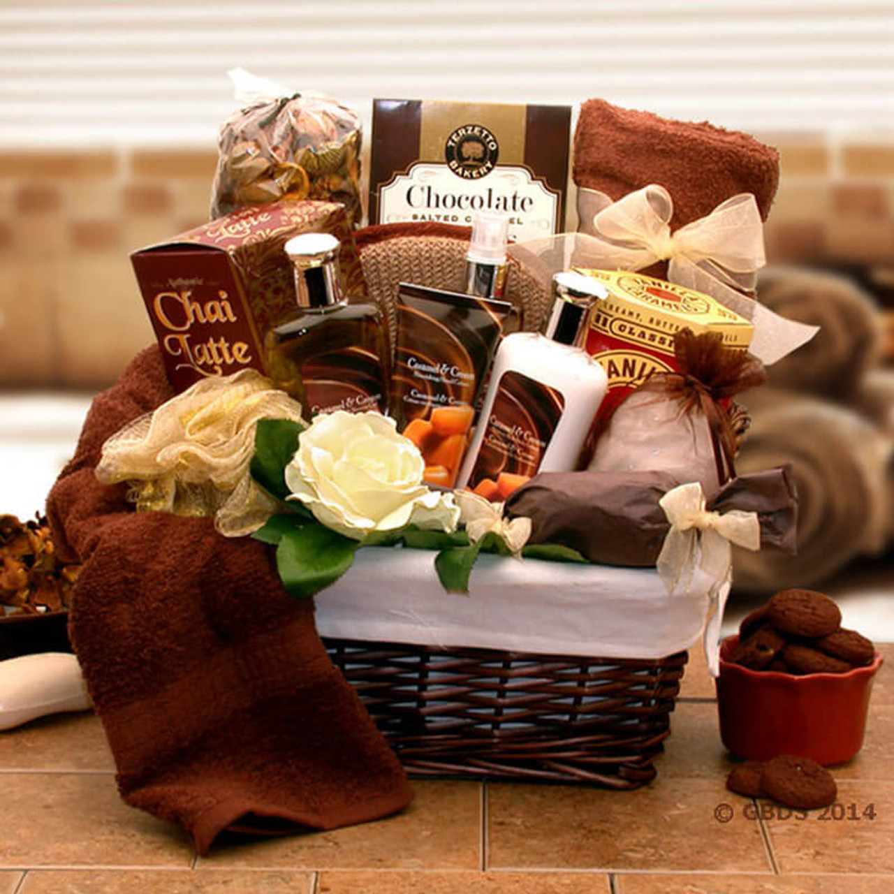 Indulge Your Senses Caramel Spa Relaxation Hamper