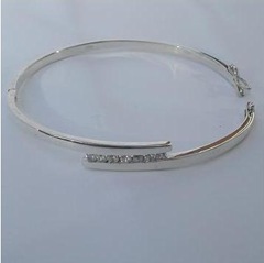 Silver Bangle3